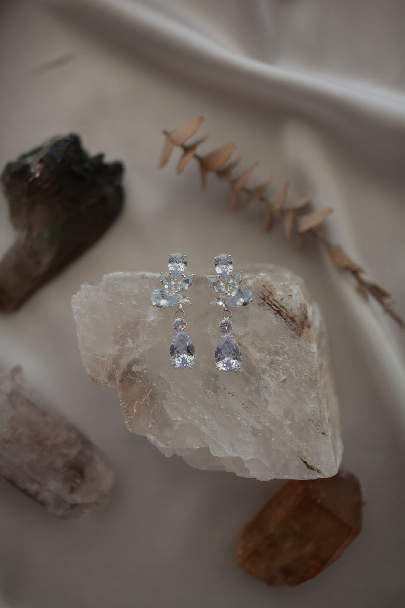 Ezra Diamante Earrings