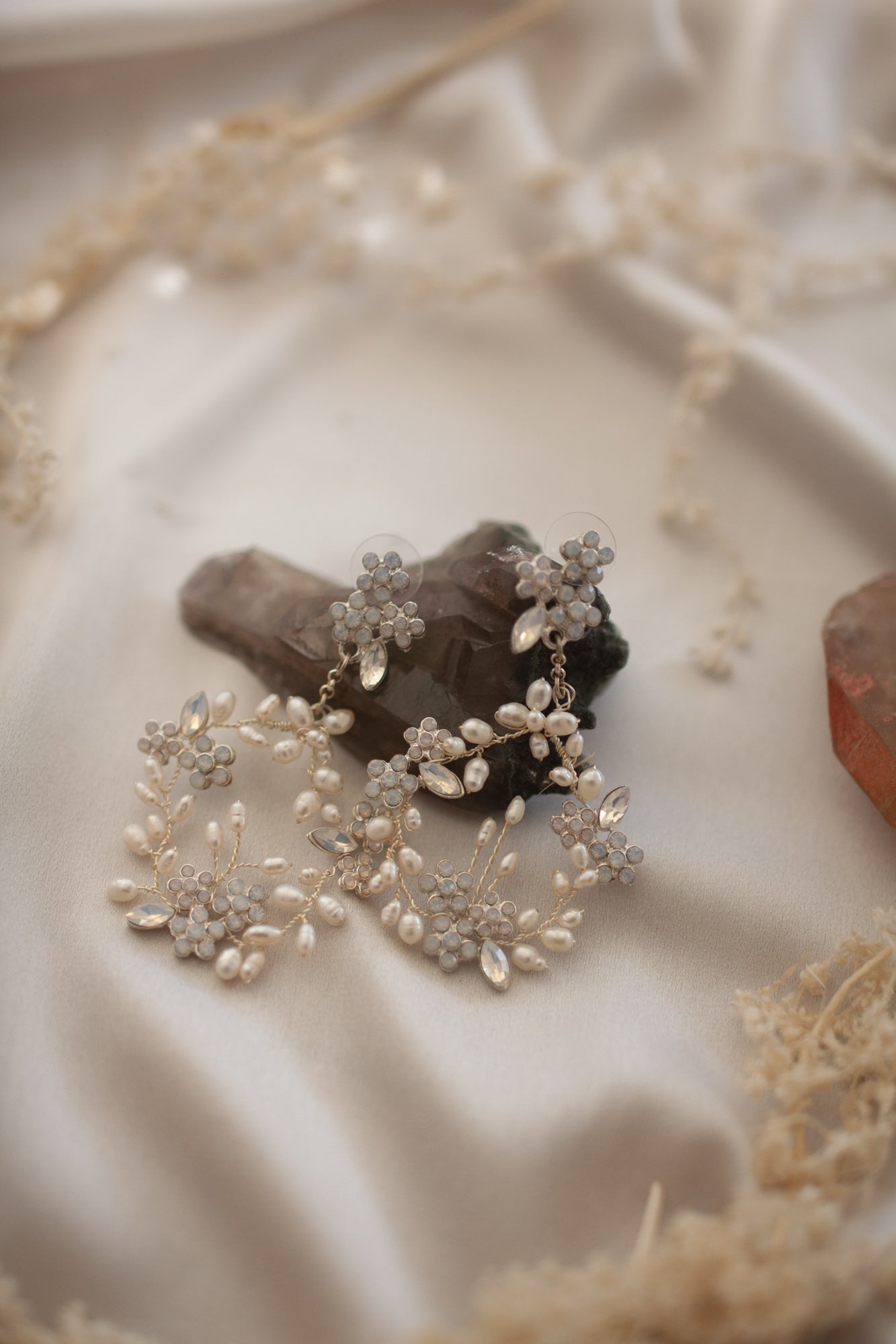 Halo Pearl Rhinestone Chandelier Earrings