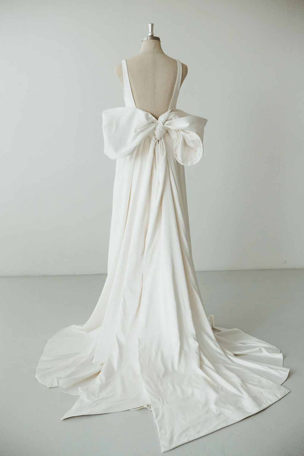 Unruly Bow | Dress | Sadie Bosworth Atelier