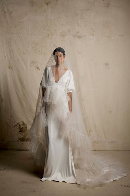 Ruffle Edge Veil