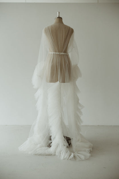 Ivory Tulle Robe Curve | Gown | Sadie Bosworth Atelier