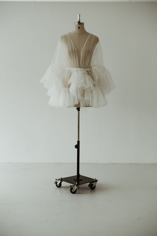 Off White Tulle Robe Mini Curve | Gown | Sadie Bosworth Atelier